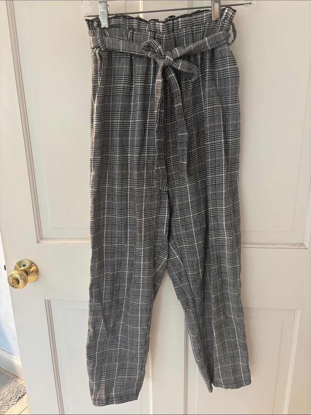 High-Waist Plaid Paperbag Trousers - Gray